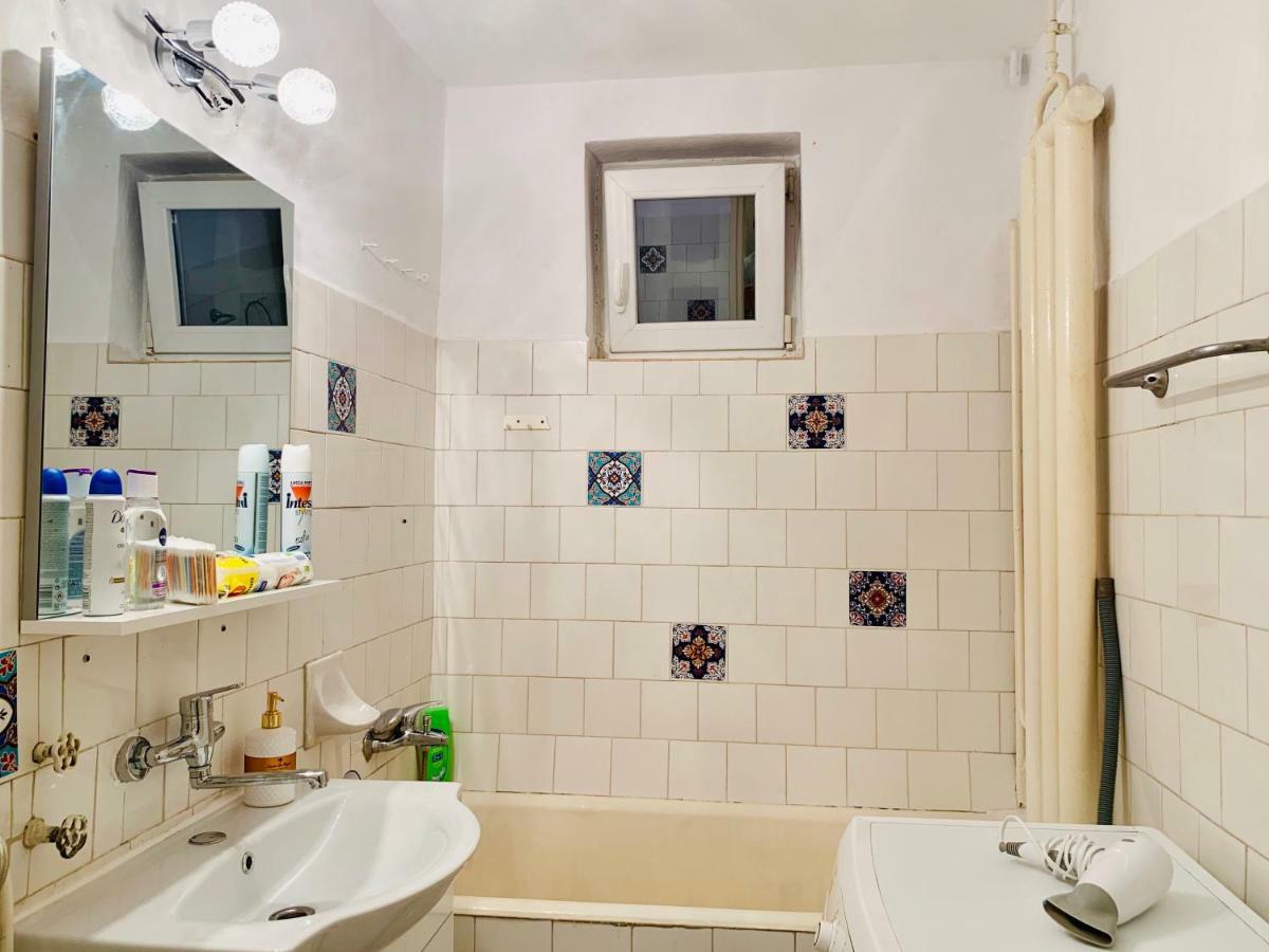 Ultracentral Apartment With All You Need: Wifi, Tv, Ac, Washer, Coffe ทิมิชัวรา ภายนอก รูปภาพ